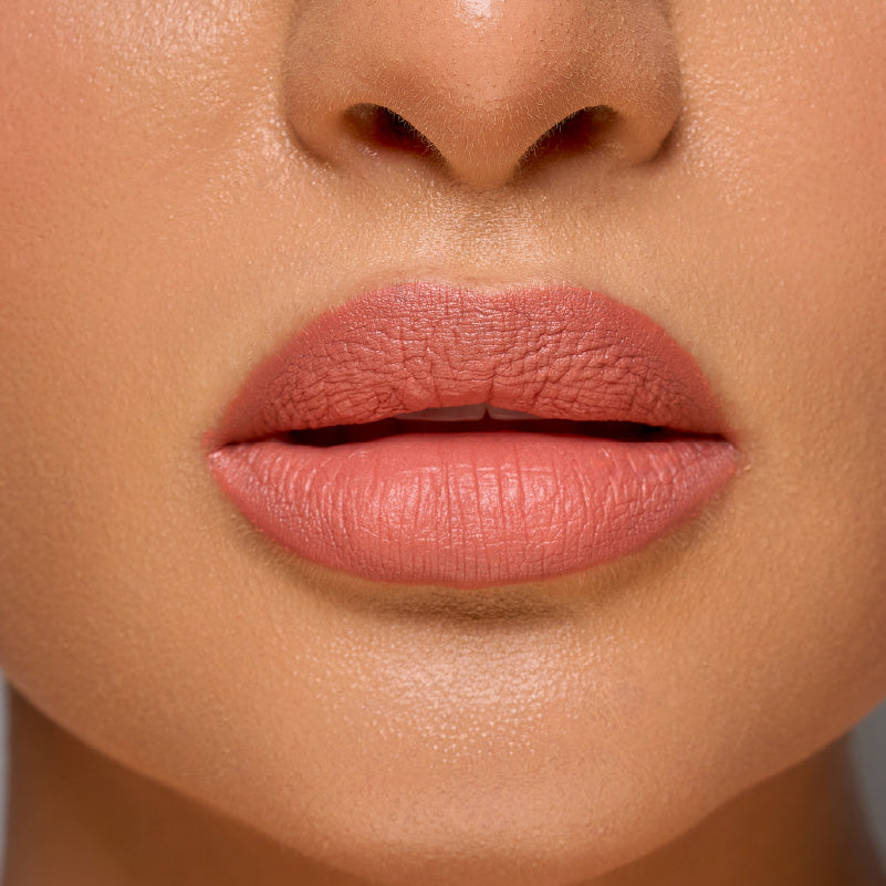 Labial Airy Lip Mud