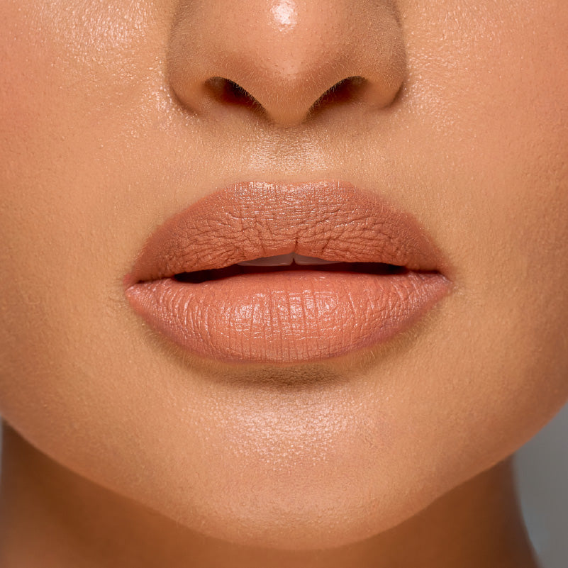 Labial Airy Lip Mud