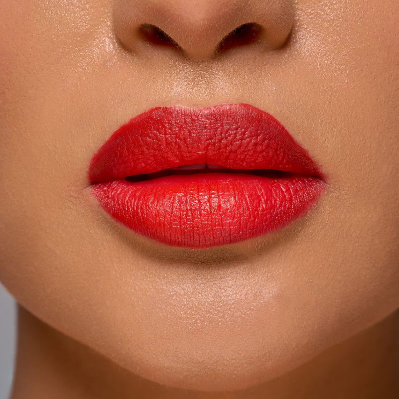 Labial Airy Lip Mud