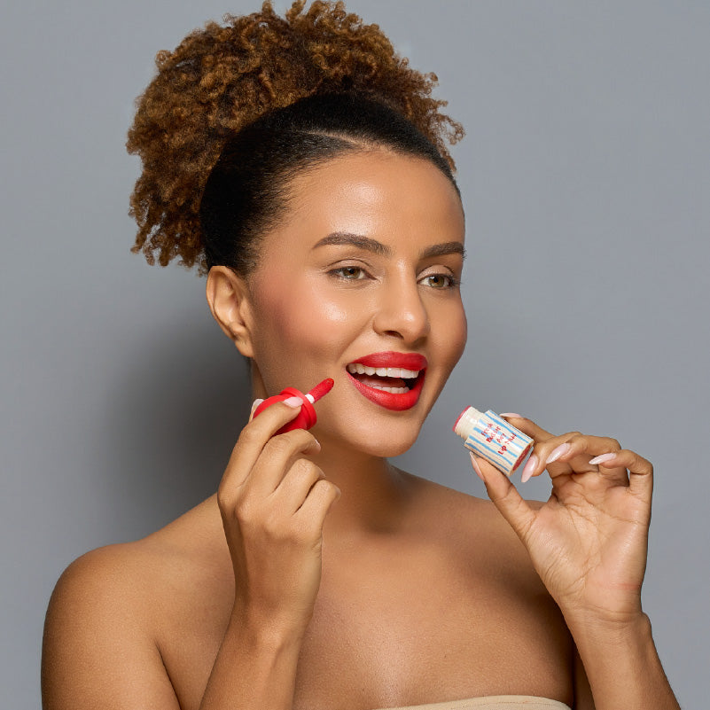 Labial Airy Lip Mud