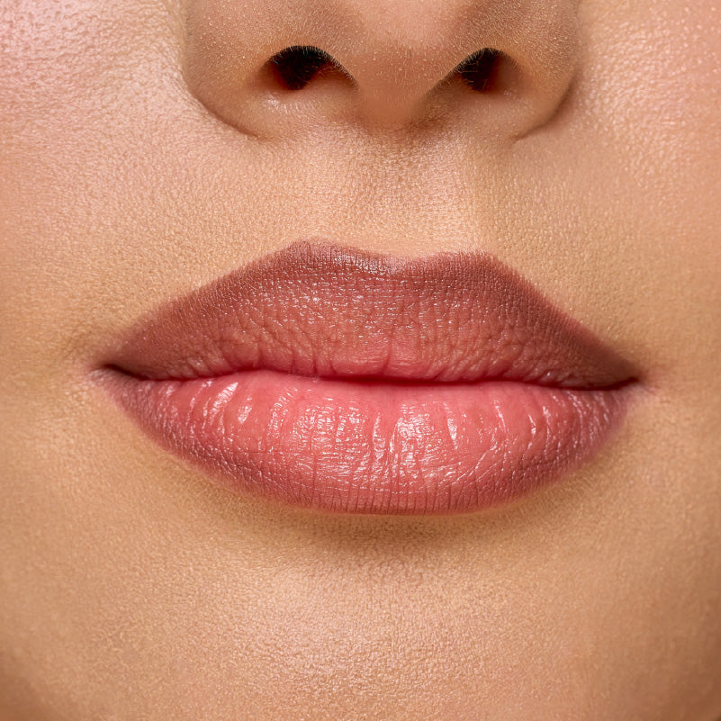 Lápiz de maquillaje multifuncional