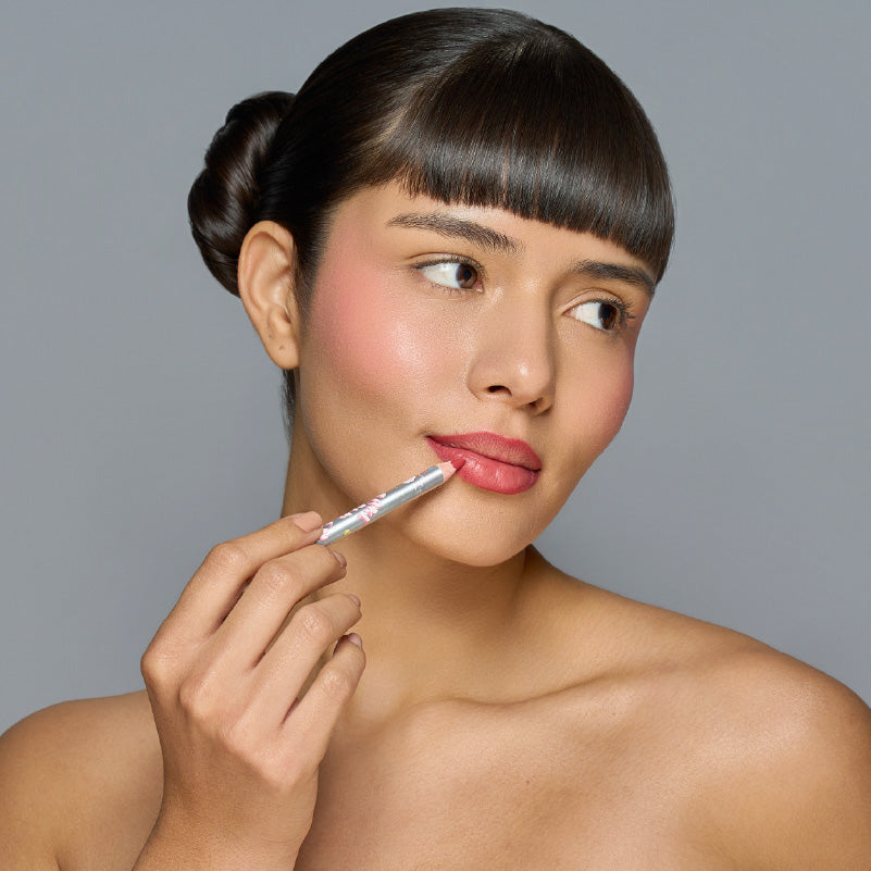 Lápiz de maquillaje multifuncional