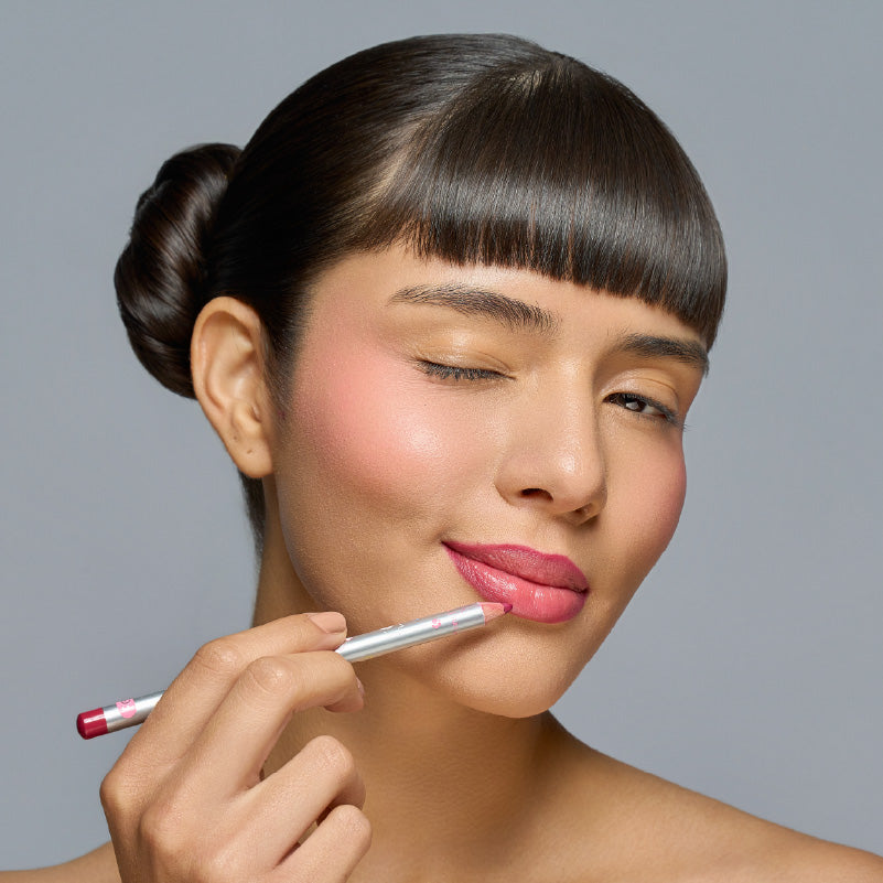 Lápiz de maquillaje multifuncional