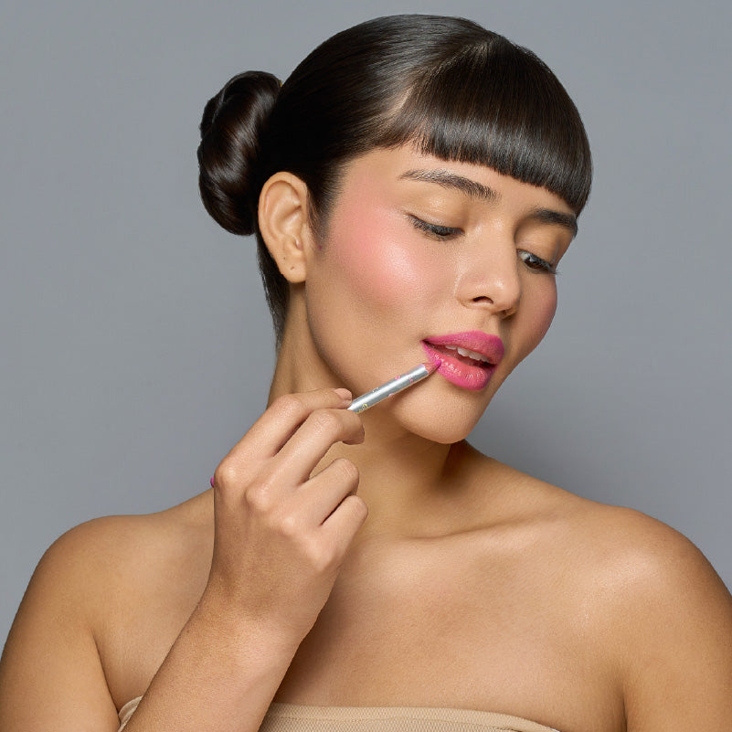Lápiz de maquillaje multifuncional