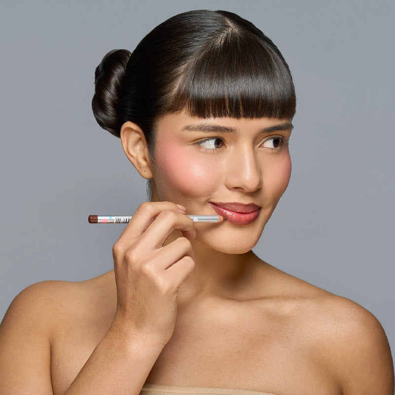 Lápiz de maquillaje multifuncional